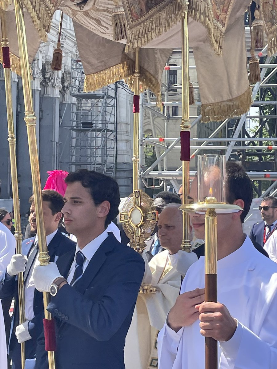 MirinaCortesO's tweet photo. Hay momentos que no se miden por el tiempo que duran, sino por lo que despiertan en el corazón. Gracias, Papa León XIV, por una visita llena de cercanía, inspiración y esperanza. https://t.co/QZH9RGBLkX