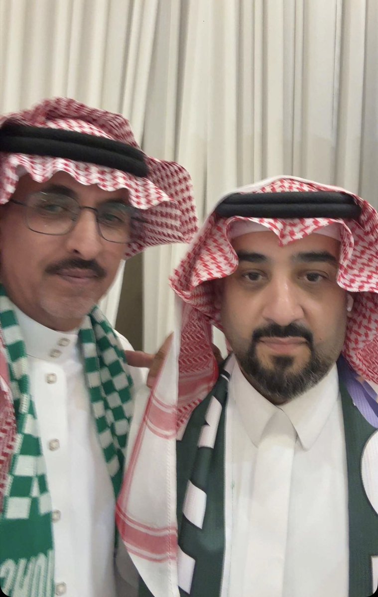 alrage86's tweet photo. مع رئيس شركة الاهلي الدكتور خالد العيسى ورجل الاعمال مبارك دهيكل السلمي
#احتفال_نخبة_اسيا https://t.co/cfA9ee3bzg