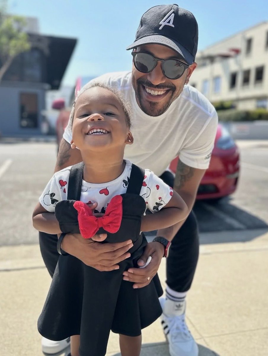 ronaldcooperjr's tweet photo. This is who I do it all for. 🤍 Every late night, every single day…it’s all about building a foundation for them. I want my kids to grow up seeing the example I set: living with gratitude, positivity, kindness, respect, and empathy. 

It’s about being present for those micro-moments with the people who matter most, and lifting others up when and where we can.

If you can align what you do every day with sharing genuine moments and helping people, you've pretty much figured out the cheat code to a meaningful life. 

The person I am in the digital space is exactly who I am IRL, but these two are my real-world 'why.'