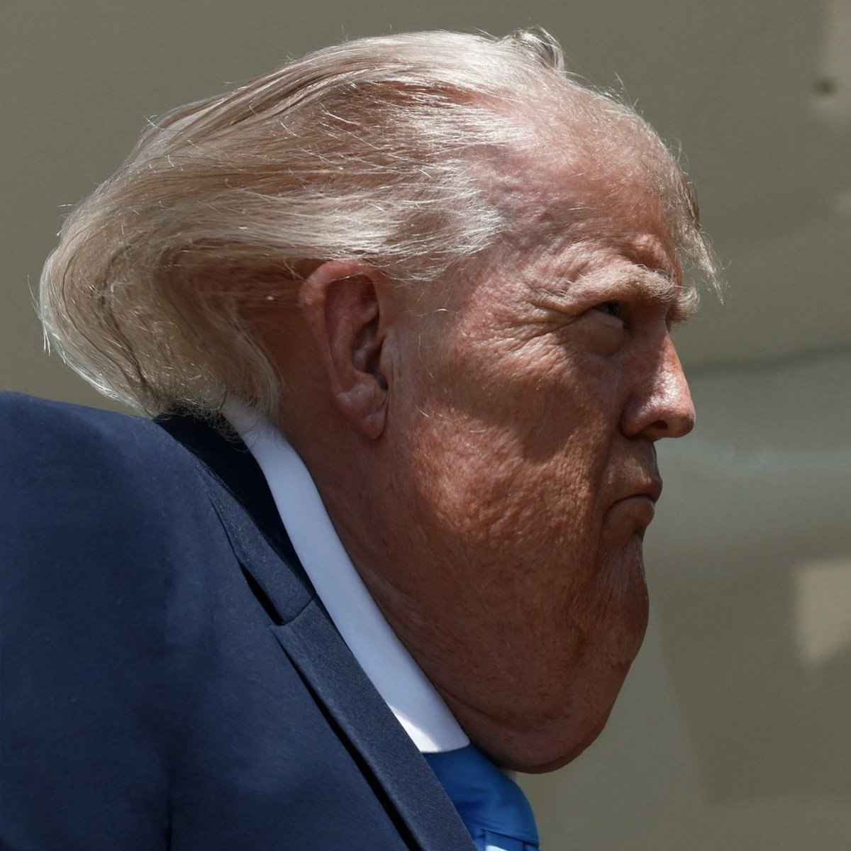 chunkled's tweet photo. alpha mode.             engage.          engage more https://t.co/xDM3pqwb2q