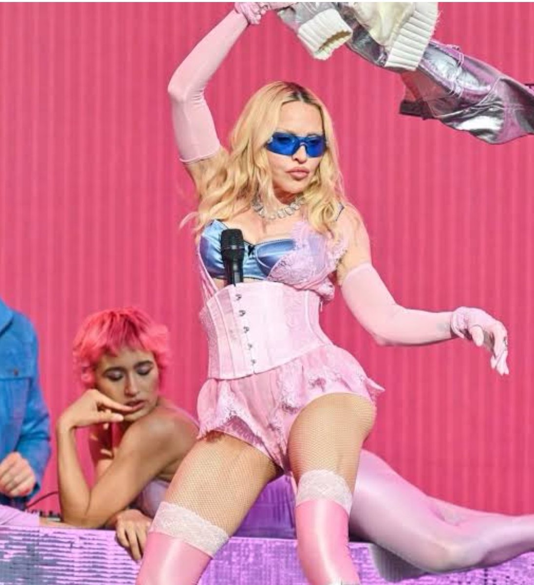 selexiak's tweet photo. What Madonna seems to have overlooked is, she was known for a petite bottom, not a surgically-enhanced extension, no doubt, created by the best aesthetic surgeon there is. Likewise, at her age, you can do nothing about diminished neck length which is naturally lost with time. https://t.co/pKMWy5GrOn