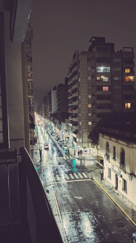 nanogede's tweet photo. A veces solo necesitas un mate y este clima de fondo

(El mate no llego a la foto) https://t.co/RCeXwo1FNo
