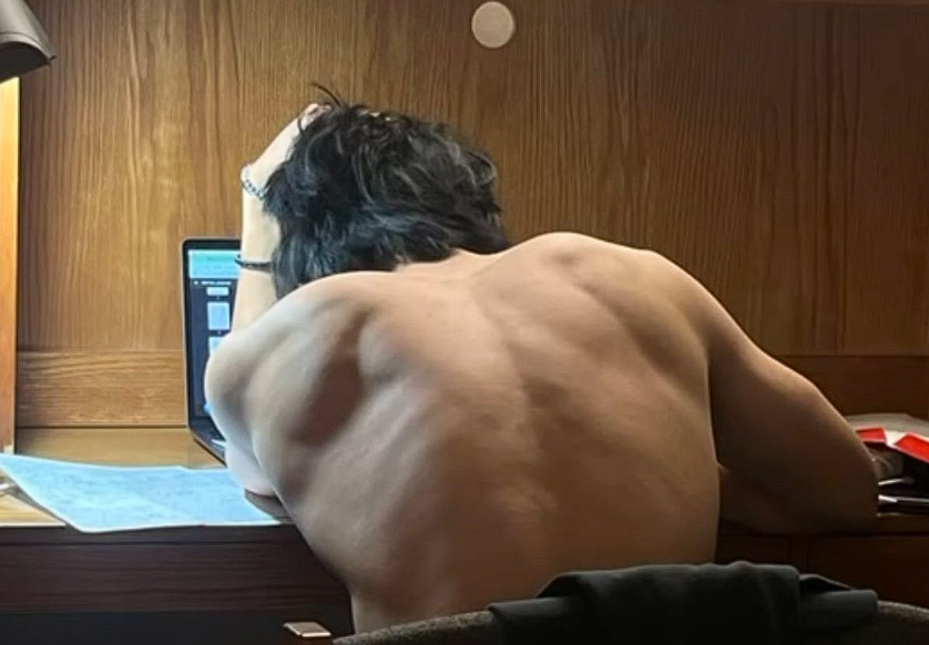 _karyorrhexis__'s tweet photo. college roommates drarry where draco wakes up, sees this, and immediately forgets every complaint he's ever had about potter https://t.co/dr2YCObuNM