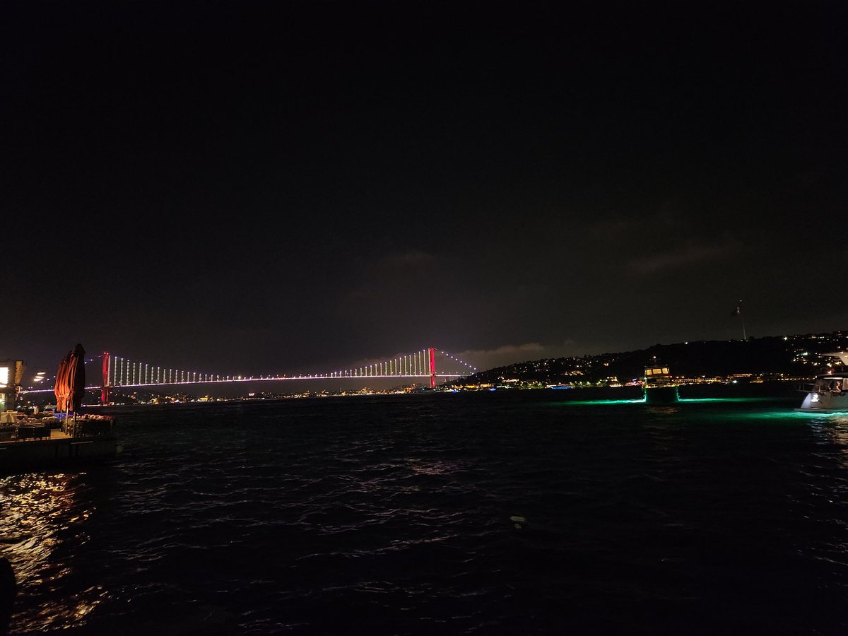 Hur_genc57's tweet photo. Değeri bilinirse, hüzün de güzel bir hâldir efendim.. https://t.co/B7BaXPGiSG