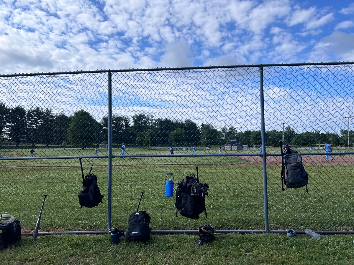 DCBiddle's tweet photo. Spent the morning back at my church (after just a few years off) watching #baseball the way it's meant to be played and loved.

#adultleague #retiredpros #baseballdads https://t.co/Wgh8cg0vCv