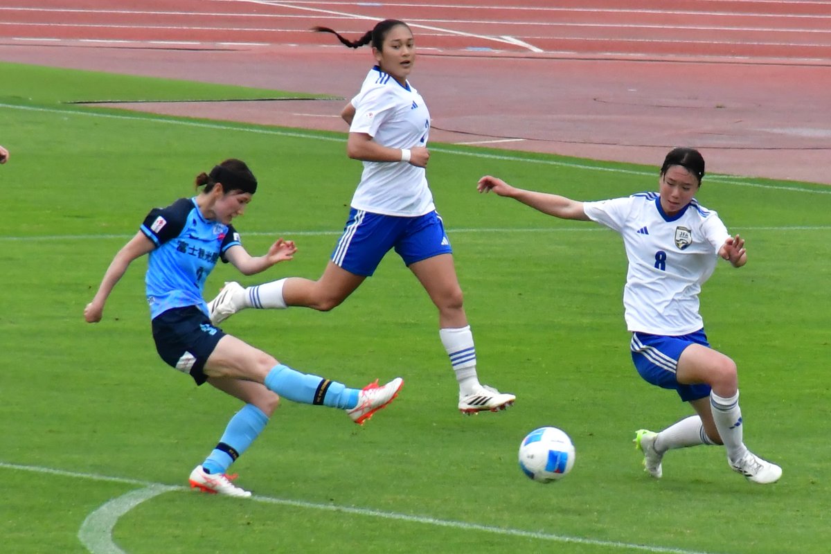 emTREX1's tweet photo. ナイスゴール！ゴール後の笑顔が素敵です！これからもたくさん魅せてください！（写真はMay.26.2026小瀬２Gスマイル） https://t.co/PNA4VmFbD7