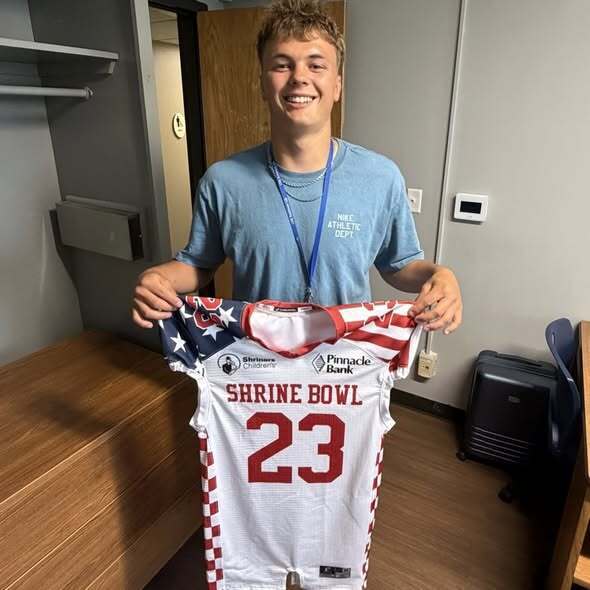 HersheyPanthers's tweet photo. Hill Earns Defensive MVP Honors at Nebraska Shrine Bowl https://t.co/J6BR0EgtdS https://t.co/muUQFeXikG