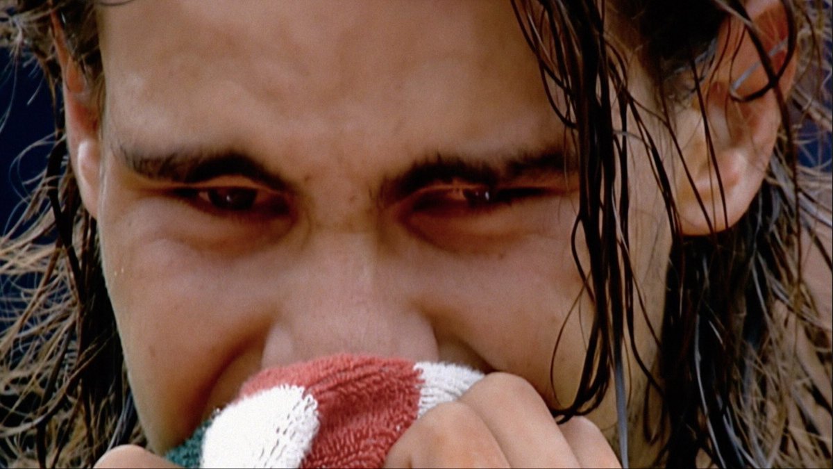 La_Kathu's tweet photo. Acabo de ver “Rafa” en Netflix… una joya REAL de la vida de uno de los  mejores del tenis !. Disciplina , garra … Me quedo con la frase: “Si tú mente quiere tu cuerpo puede!”. #Recomendada https://t.co/XnxpQkNgBI