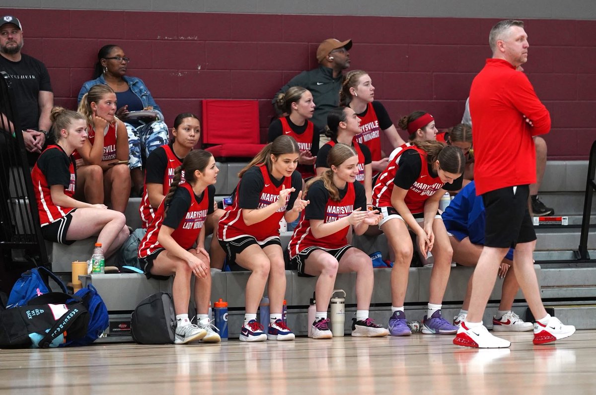 MHSLadyMonarchs's tweet photo. 🔥 Day 2 at @SheHoopsBball event! Varsity keeps it rolling going 2-0 vs Berea Midpark &amp; Loveland. That’s 4-0 for the weekend! JV goes 4-0 at the event as well. 
#PTBM https://t.co/WaD1iyj6xY