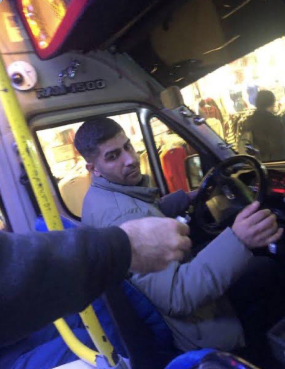 yusyffii's tweet photo. Aykut Kocaman gelirse Asensionun meslek https://t.co/OpD0LwOlPp