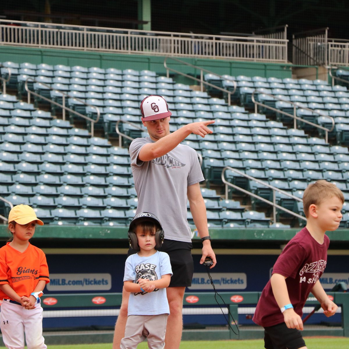 CofOBaseball's tweet photo. Our guys had a great time volunteering with the @Sgf_Cardinals during their MLB Play Ball Weekend. 

We LOVED partnering to host such awesome youth baseball events! https://t.co/9cF18nB9Fh