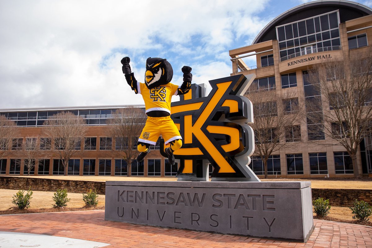 btowaymo's tweet photo. After a great conversation with @_CoachEllington Im blessed to receive an offer from @kennesawstfb #agtg🙏 https://t.co/6PVX2uTEm1