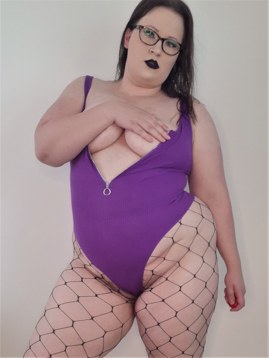 BootsChurchill's tweet photo. Tired of fake porn? Come watch a real Canadian BBW get herself off. Free full videos on my @xhamstercom  profile.

https://t.co/ErXtm6VP9B https://t.co/eteuX2Tjd0