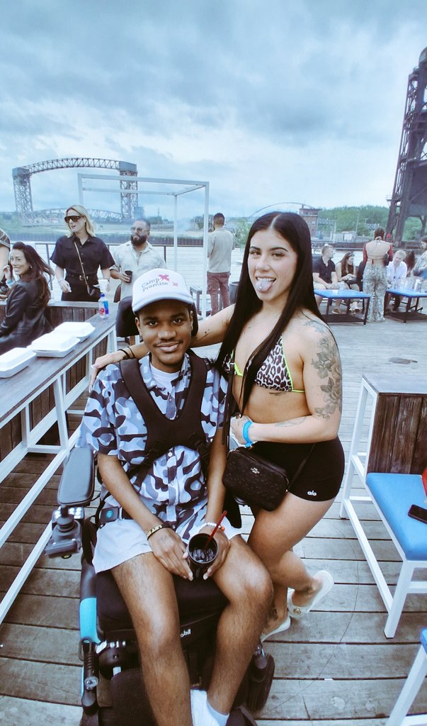 EntBaddies's tweet photo. @Deangelo26w2 Follow The Personal Account If U Wanna See More Of Me Outside The Promotion Level... 💯🙌🏾
.
.
https://t.co/jSo7xJfOFD https://t.co/E8iIiZIHF9