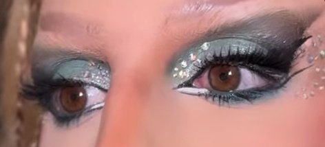 saramingotingo's tweet photo. os olhos mais lindo do mundo https://t.co/SAUHOueocY