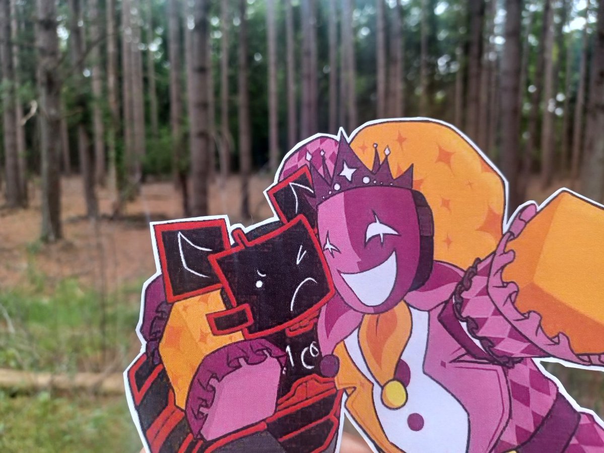 pastry_bakeries's tweet photo. c00lkidd and Noli go hiking https://t.co/XAc5k7hOq9