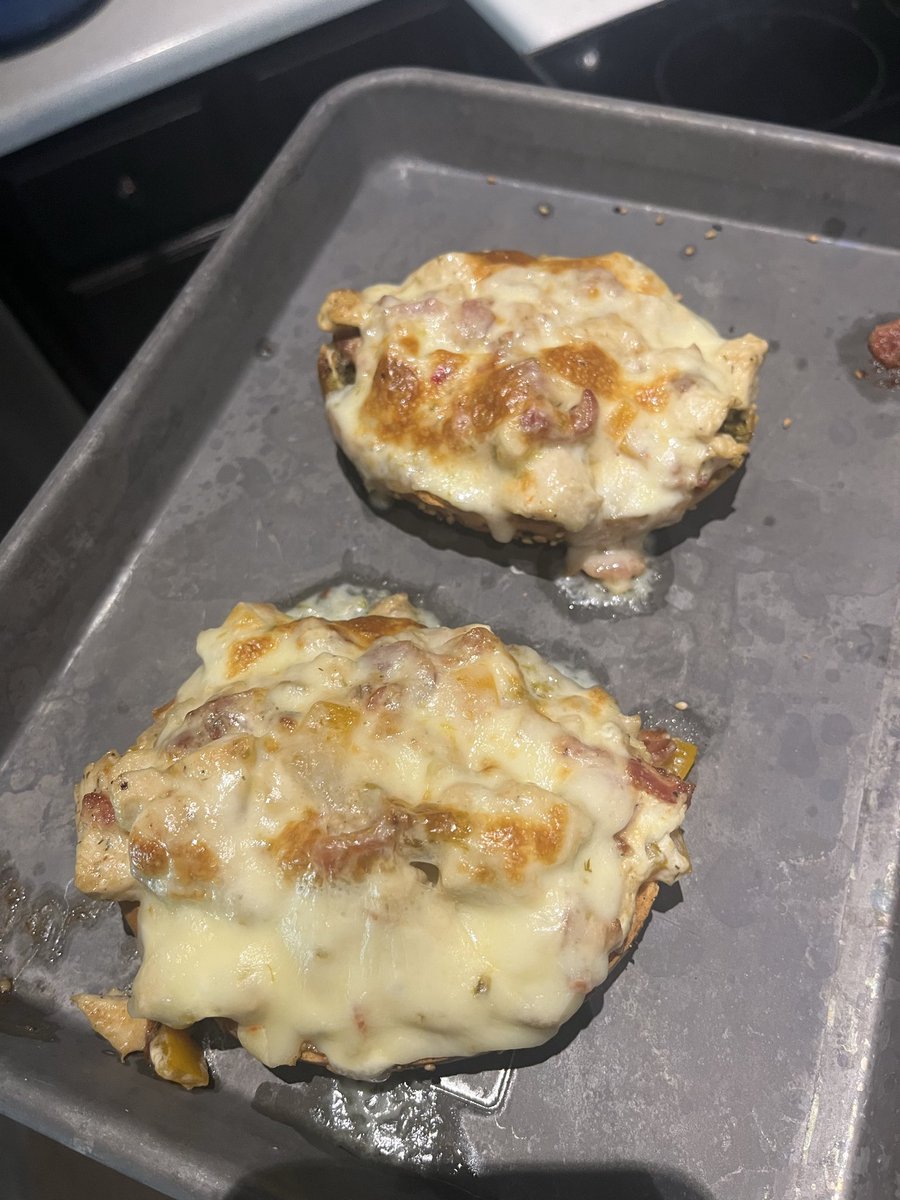 UniversityEqu's tweet photo. Been in a bagel sandwich kick this weekend https://t.co/bUrAjMG8J8