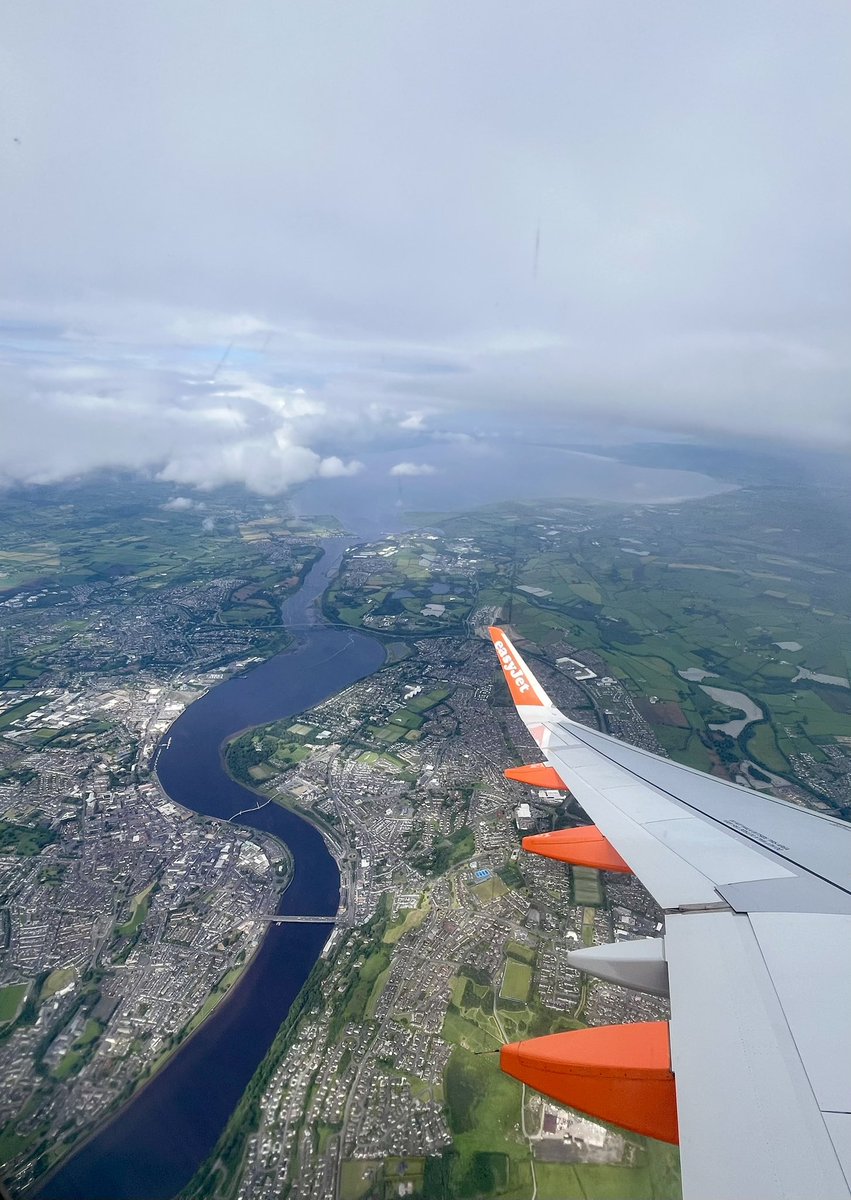 Jooles_Slater's tweet photo. Derry 🇮🇪 https://t.co/m5EeO8dxsT