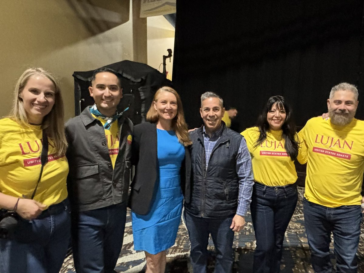 MelanieforNM's tweet photo. Happy Birthday Senator @benraylujan! It is a true joy serving the people of New Mexico alongside you.There’s no one we’d rather be in the fight with! 💪 https://t.co/4rCIXHOqVi
