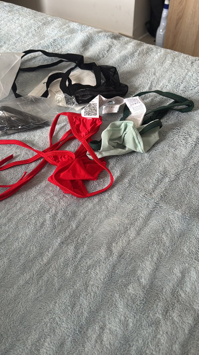 baq2019's tweet photo. Llegaron cosas para @ivan198907 😈😈😈 https://t.co/oULb4ZYaBz
