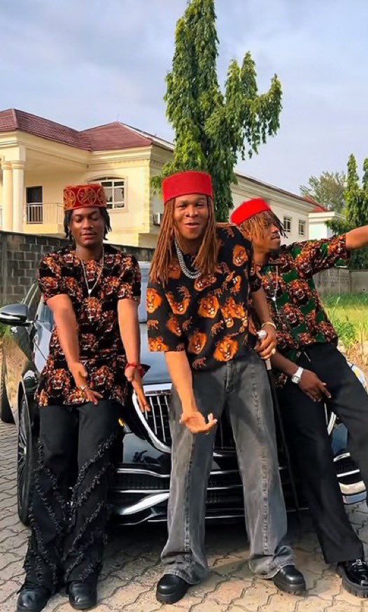 leodey4u's tweet photo. since this boys feature Davido their career just sink, feature who get future o 🧏‍♂️ https://t.co/8mLbaGJWsy