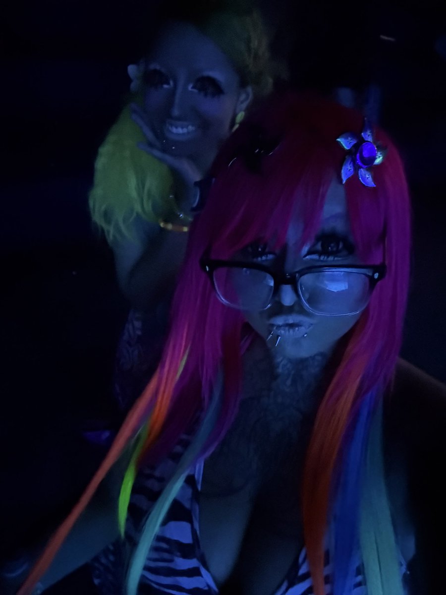 candy_bullets's tweet photo. Gyaru mudou a minha vida de muitas formas, mas com certeza a melhor delas foi ter sido capaz de conhecer alguém tão linda e especial como a Daya 
#gyarutwt https://t.co/UTkvUzcL7S