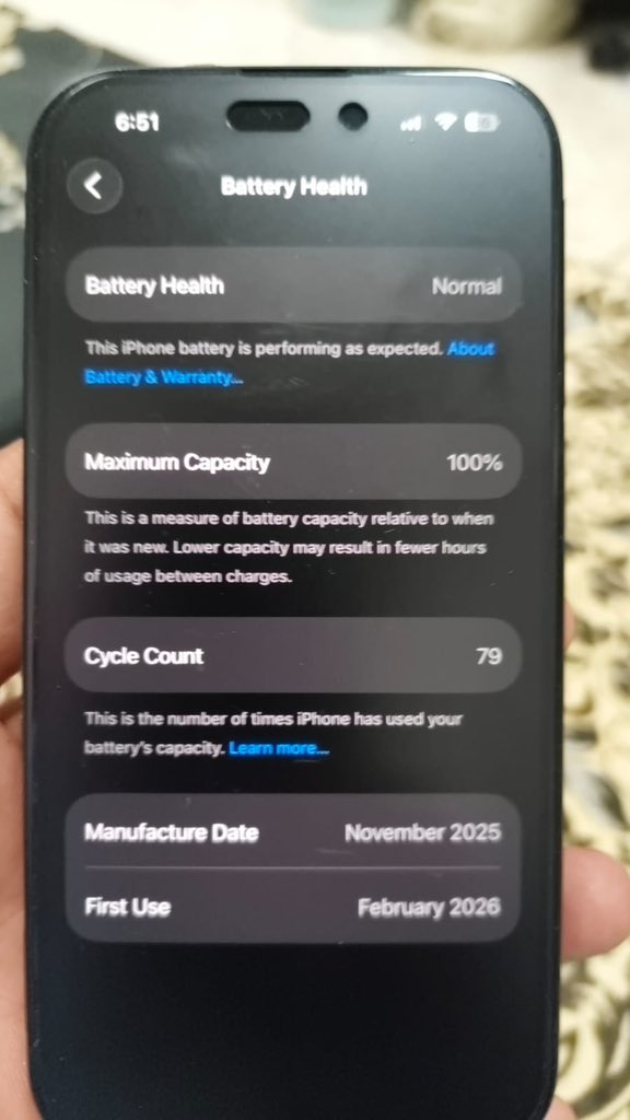 su40815's tweet photo. iPhone 16 Battry health 100 % battery cycle 79 https://t.co/CTTVoYidst