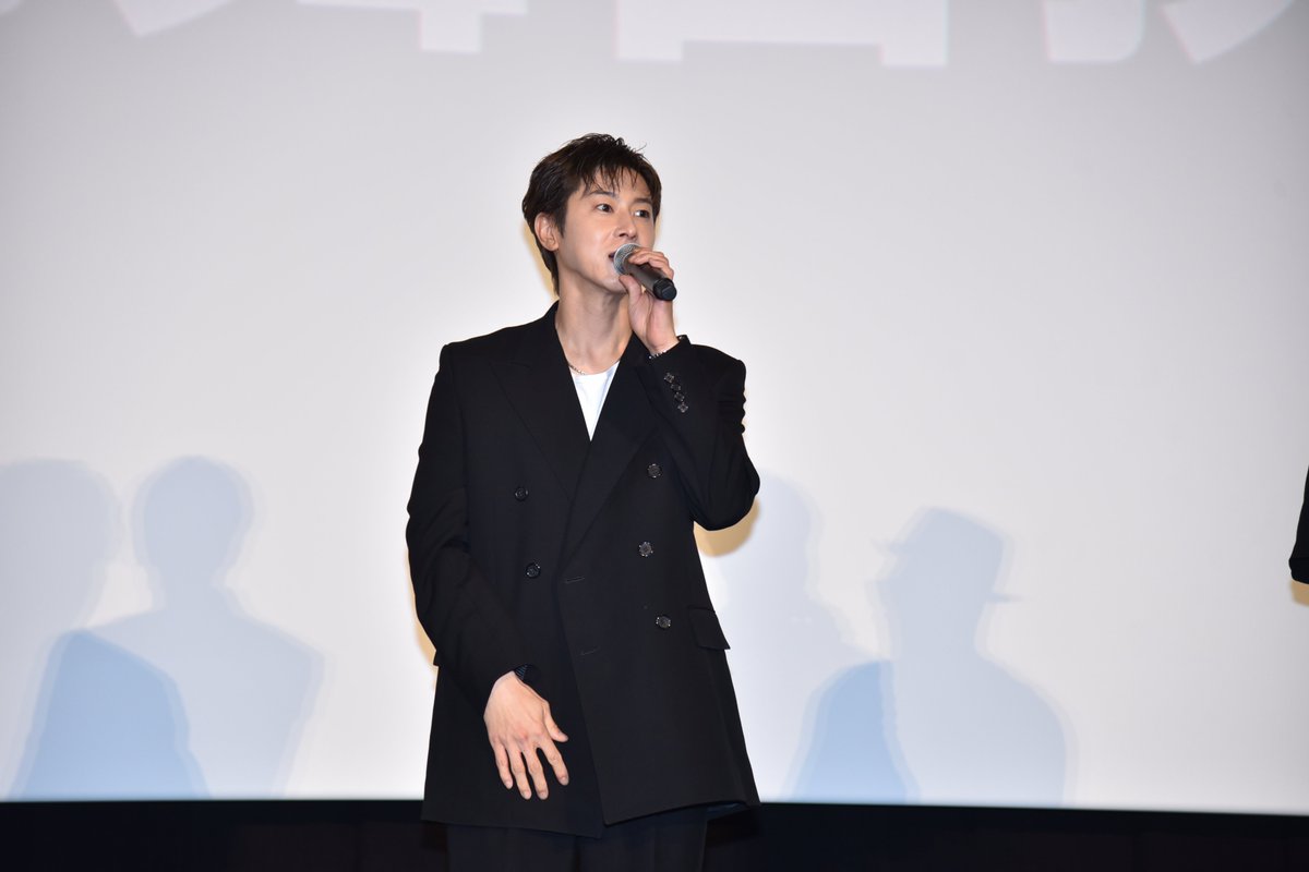 wwschannel's tweet photo. 水上恒司、ユンホ、福士蒼汰らが「TOKYO BURST-犯罪都市-」公開御礼舞台挨拶に登場！韓国公開決定をくす玉で祝福

▼写真・記事の詳細はこちら
https://t.co/SzlY5wALPM

#TOKYOBURST #犯罪都市 #水上恒司 #ユンホ #東方神起 #福士蒼汰 #内田英治 #韓国公開決定
@movietokyoburst @koshi_mizukami @TOHOSHINKI_X_JP @fukushi_staff