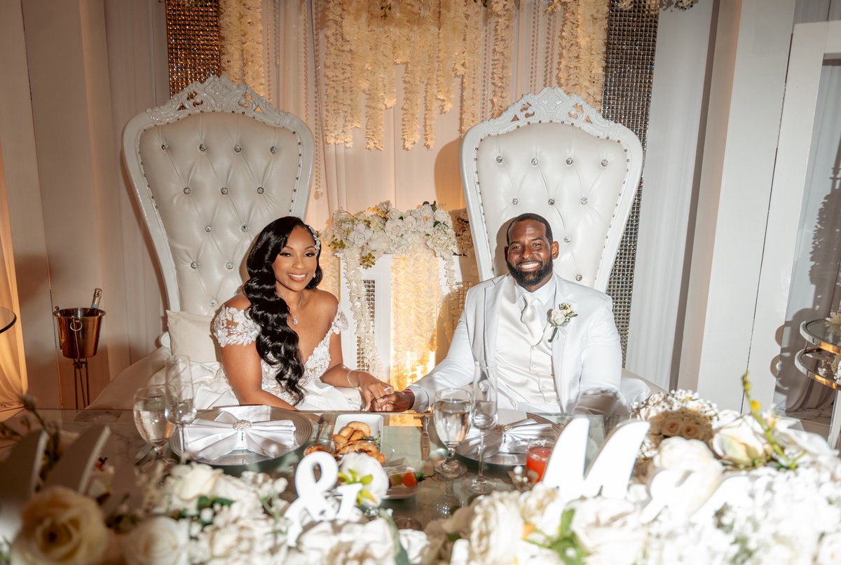 shandydawkins's tweet photo. A little late sharing, but I recently got married and chose to elope privately. Grateful to have my one and only in this lifetime and next 🫶🏾

Dawkins ➡️ Shannon ♥️ https://t.co/ICldBb4QZv