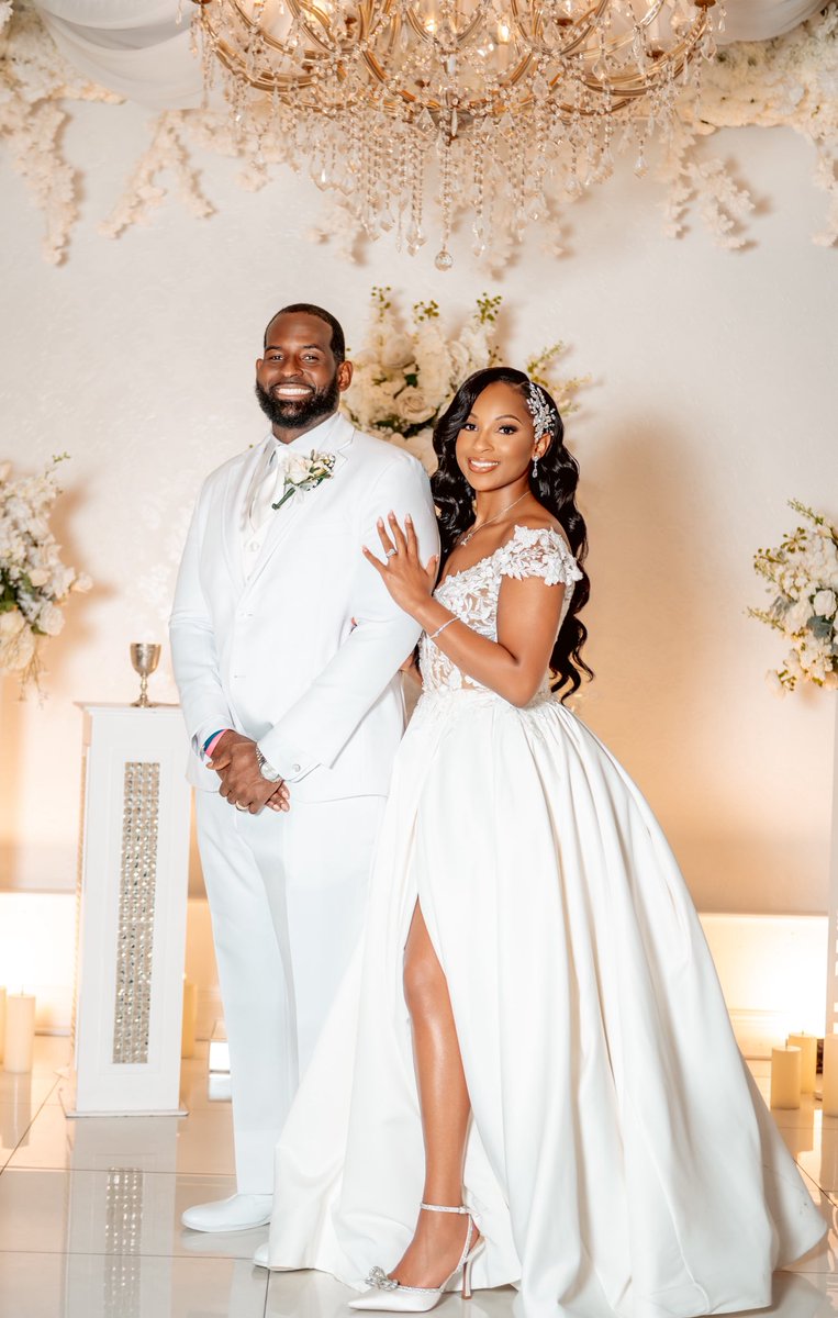shandydawkins's tweet photo. A little late sharing, but I recently got married and chose to elope privately. Grateful to have my one and only in this lifetime and next 🫶🏾

Dawkins ➡️ Shannon ♥️ https://t.co/ICldBb4QZv