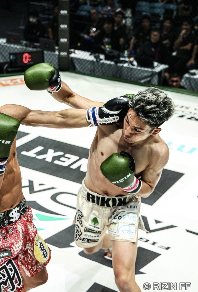 IWAKIYUSUKE24's tweet photo. 6/6 RIZIN仙台大会、沢山の応援ありがとうございました！　　#RIZINLANDMARK14inSENDAI 
#rizin https://t.co/cb1xOITa7K