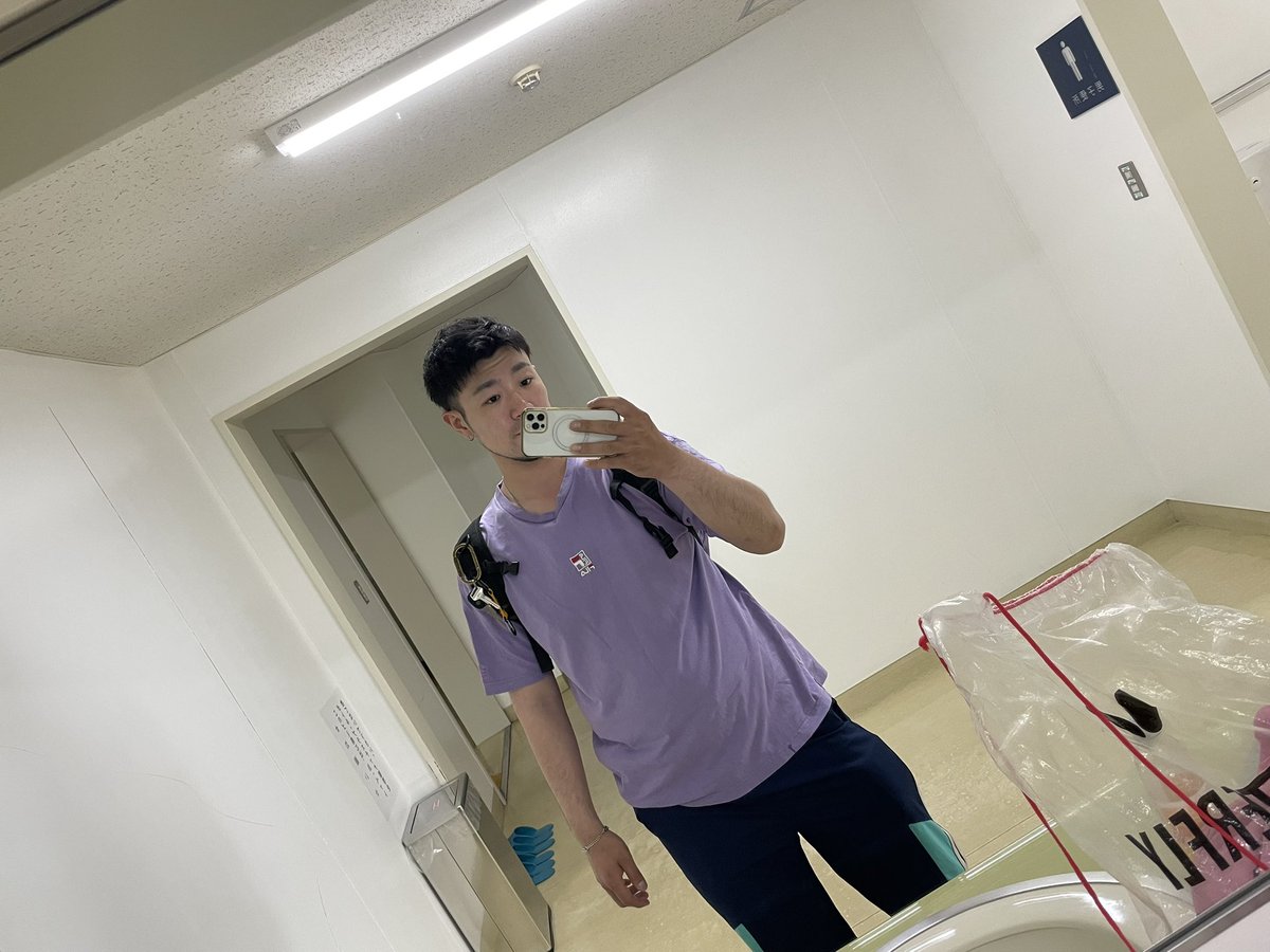 go10_07's tweet photo. 髪切った https://t.co/w95xpT2ttd