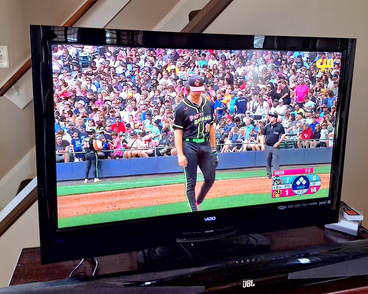 Kyiverdam's tweet photo. Banana Ball game in Milwaukee https://t.co/jLRao7CgwO