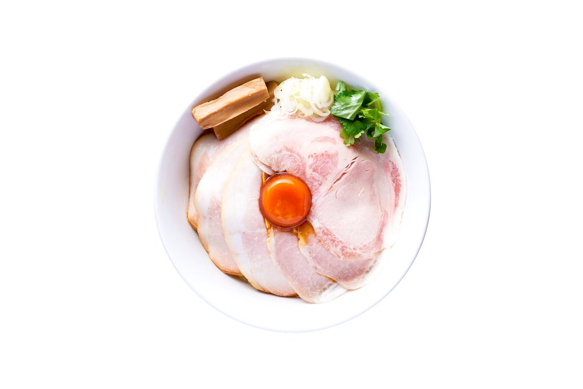 merakeratera's tweet photo. 千葉房総 麺のマルタイ

本日6月8日(月)の営業案内

営業時間
 11時-15時(L.O.14時30分)
 17時30分-21時(L.O.20時30分)

本日のチャーシュー(林SPFポーク)

ロース　低温調理
肩ロース　低温調理
もも　吊るし焼き
バラ　吊るし焼き
うで　煮豚 https://t.co/SUg7MIdNza