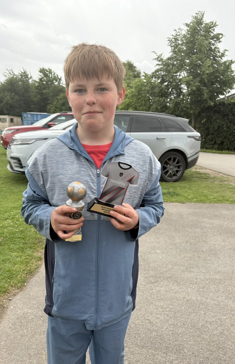 Lilmissdanni's tweet photo. @thescript It makes me think of my 12 year old - who’s self belief and confidence have been through the floor the last 12 months - but today was awarded coaches most improved player. He never gave up and kept pushing and pushing! https://t.co/4xB7JTZs6x