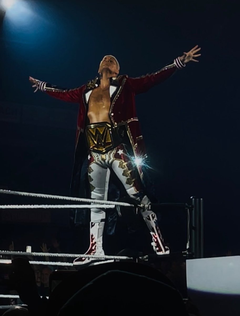 soitgoesrhodes's tweet photo. 🦅 A M E R I C A N   N I G H T M A R E 🦅 

#WWEFlorence 🇮🇹 • {faby_3636 | IG 📸} https://t.co/3ilDOkUu8j