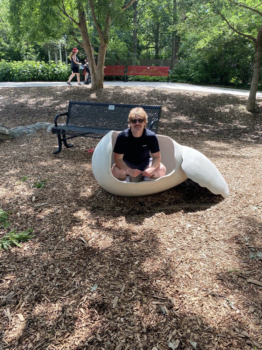 notcarson69's tweet photo. Went to the zoo this weekend https://t.co/3YtUGFZBiz