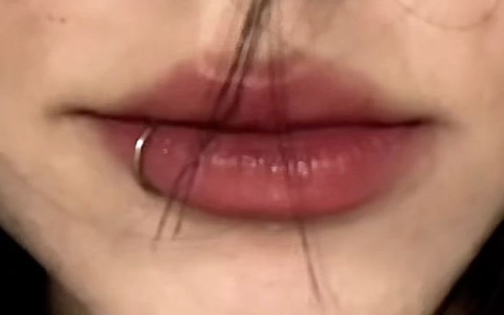 filozofnova's tweet photo. how pinterest sees me
piercing
sketch
accessory
thing

Pinterest beni sevmiyor https://t.co/JyFAmIuMAY