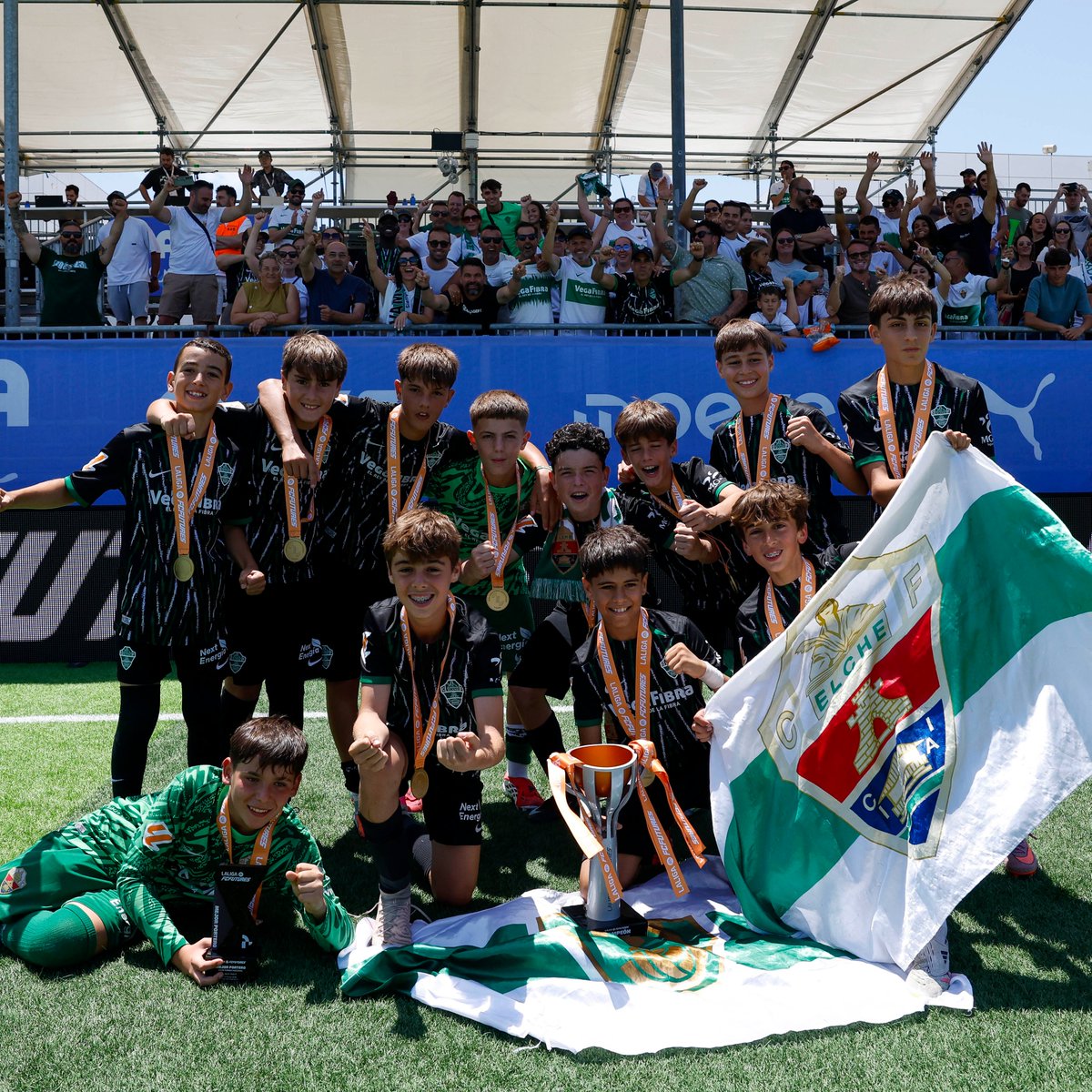 LaLiga's tweet photo. "𝐀 𝐋𝐎 𝐄𝐋𝐂𝐇𝐄" 💚

#LALIGAFCFUTURES | @futbolbaseECF https://t.co/kWDYC5zES6