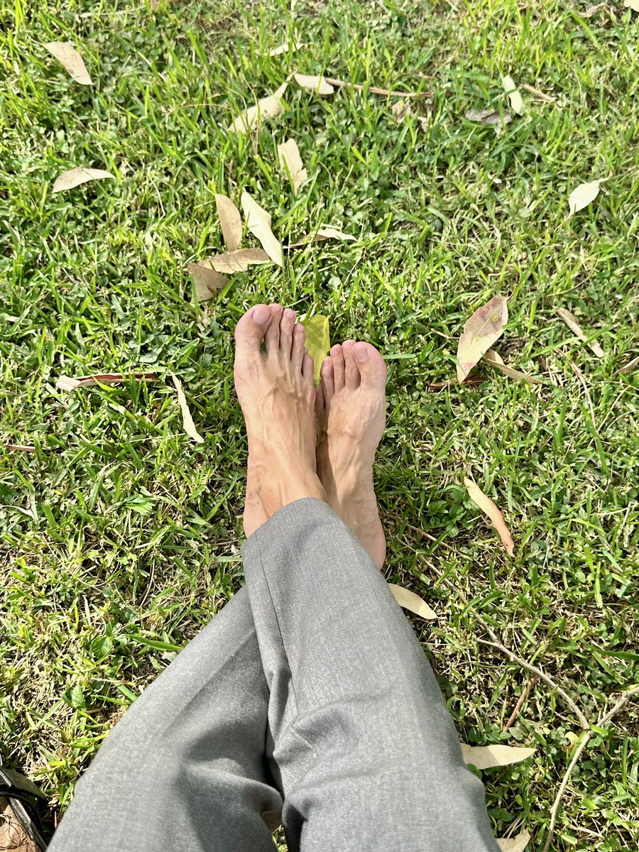 latinboyfeet_'s tweet photo. 😍 https://t.co/6bCEO4XJFg
