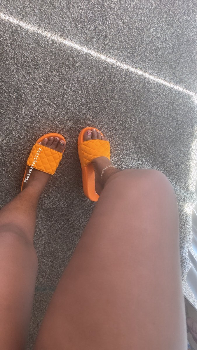 Lola banks tweet media
