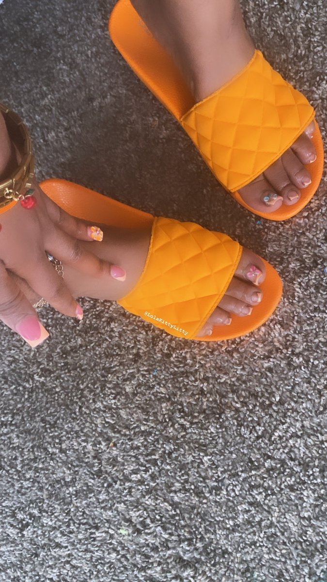 Lola banks tweet media