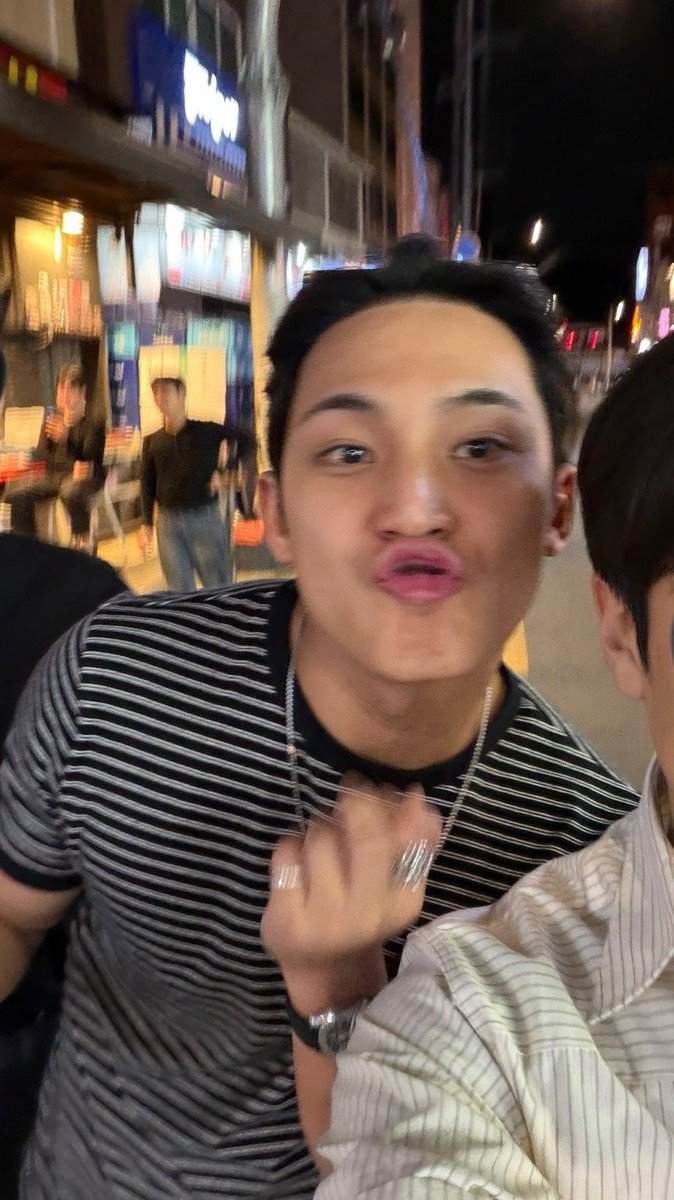 mingyuHQpics's tweet photo. 😗 https://t.co/rXxQPJSPGc