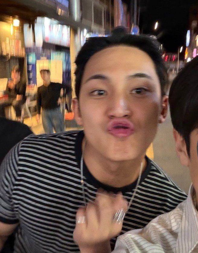 mingyuHQpics's tweet photo. 😗 https://t.co/rXxQPJSPGc