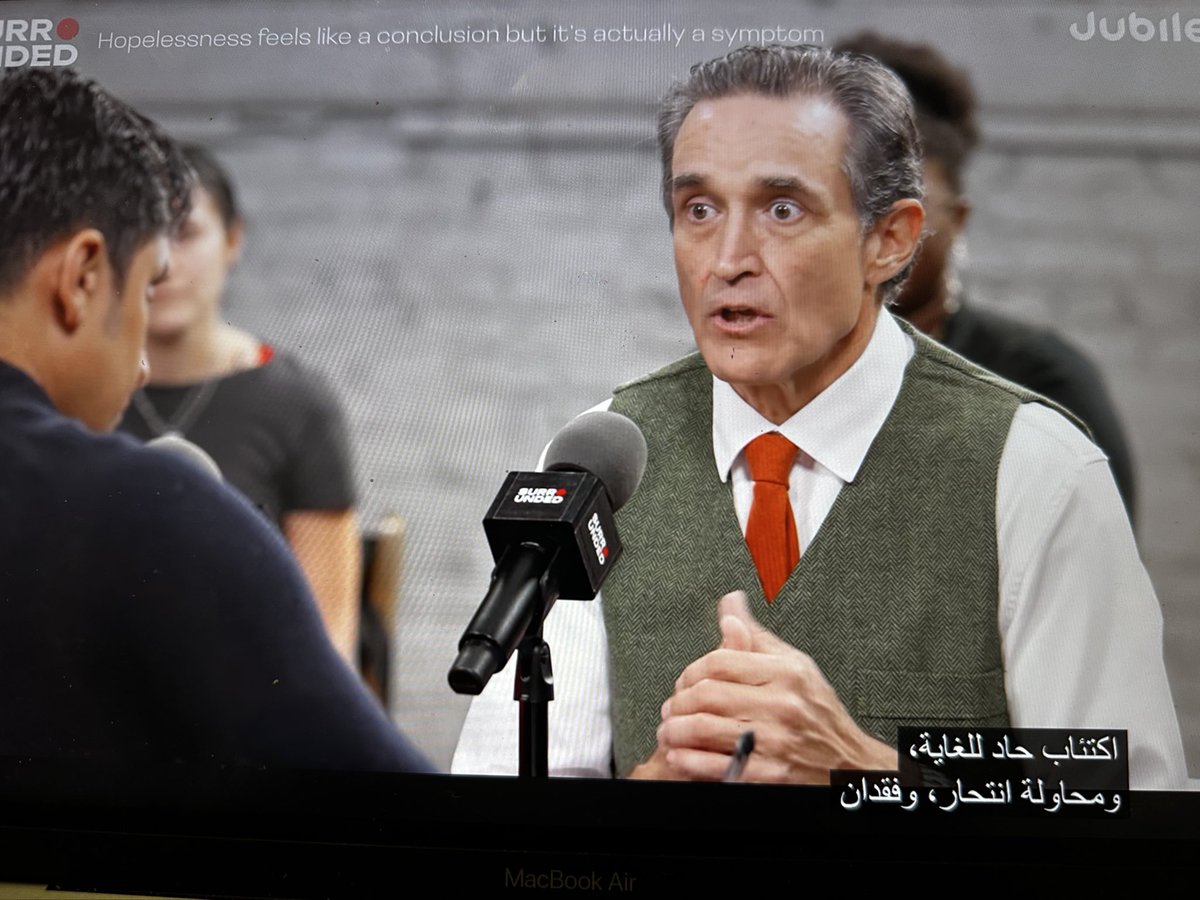 1rhff's tweet photo. أرى مشاعر عصفت بي يُعبّر عنها بطريقة ماتوقعتها لذلك أنا في أشد الأوقات مرارة أقف بفضل الله لأني لا اتوقف عن البحث والفهم ومازلت أحاول وأجاهد و أتعلم كيف أعود إلى نفسي
و هذه توصية من العيار الثقييييل ✨ https://t.co/SRRYW0U1Ph