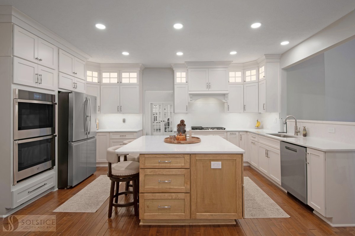 SolsticeK_B's tweet photo. Eliminating awkward spaces, reimagining the layout, and creating a kitchen tailored to the homeowner's lifestyle—that's where functionality and style come together beautifully. 🏡💫

We loved collaborating with this client to bring their dream kitchen to life! 🤍 https://t.co/PYOBmaVBMk