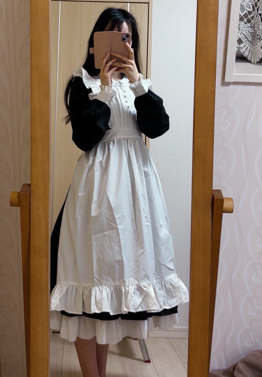 shigure_gi_'s tweet photo. しまむらでコラボのエプロン受け取ってきた！
手持ちのお洋服に色々合わせてみた

#しまロリ https://t.co/bgdMt6k9X9