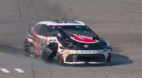raybeggFR's tweet photo. #NASCAR https://t.co/wCL5sJqPkU