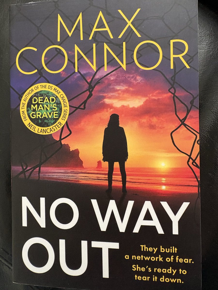 LisleVert_10's tweet photo. Full review for No  Way  Out.  on Amazon UK  @HQstories  and @neillancaster66   Fantastic ,  original, twisty crime thriller and full of suspense. Absolutely loved it!

https://t.co/zYV4f5jgGc https://t.co/54Z7kKx5kS