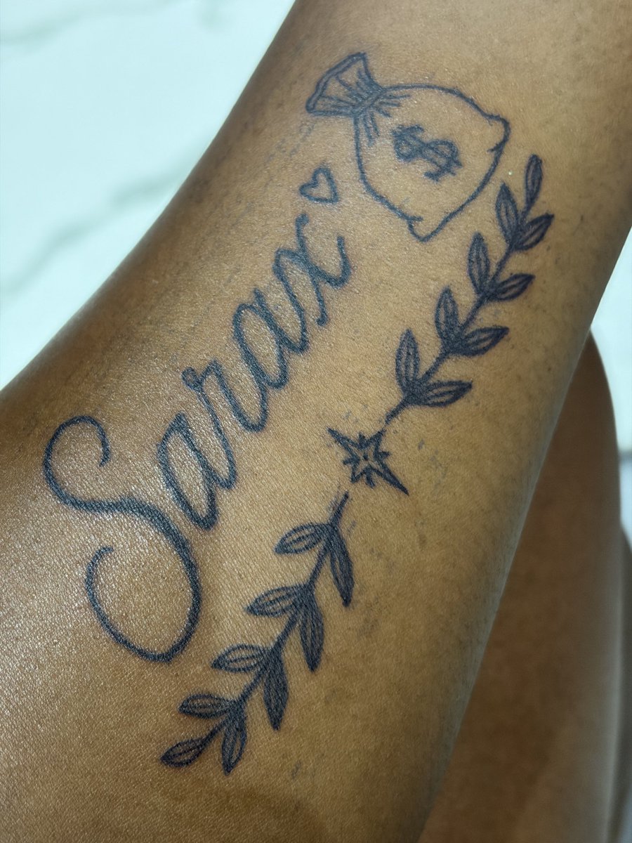 Sarahudo_'s tweet photo. 🥰 https://t.co/94q3bhTApi
